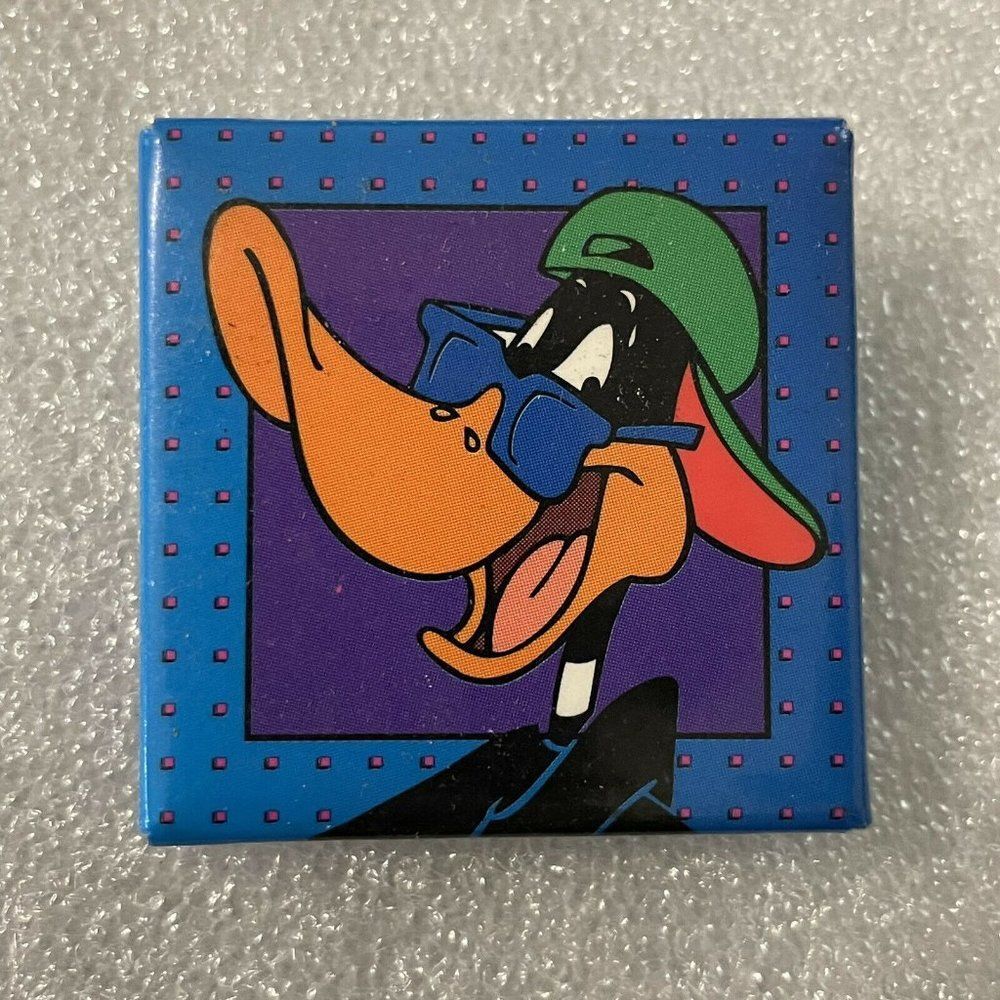90s vintage warner brothers daffy duck pin back button badge sunglasses hat